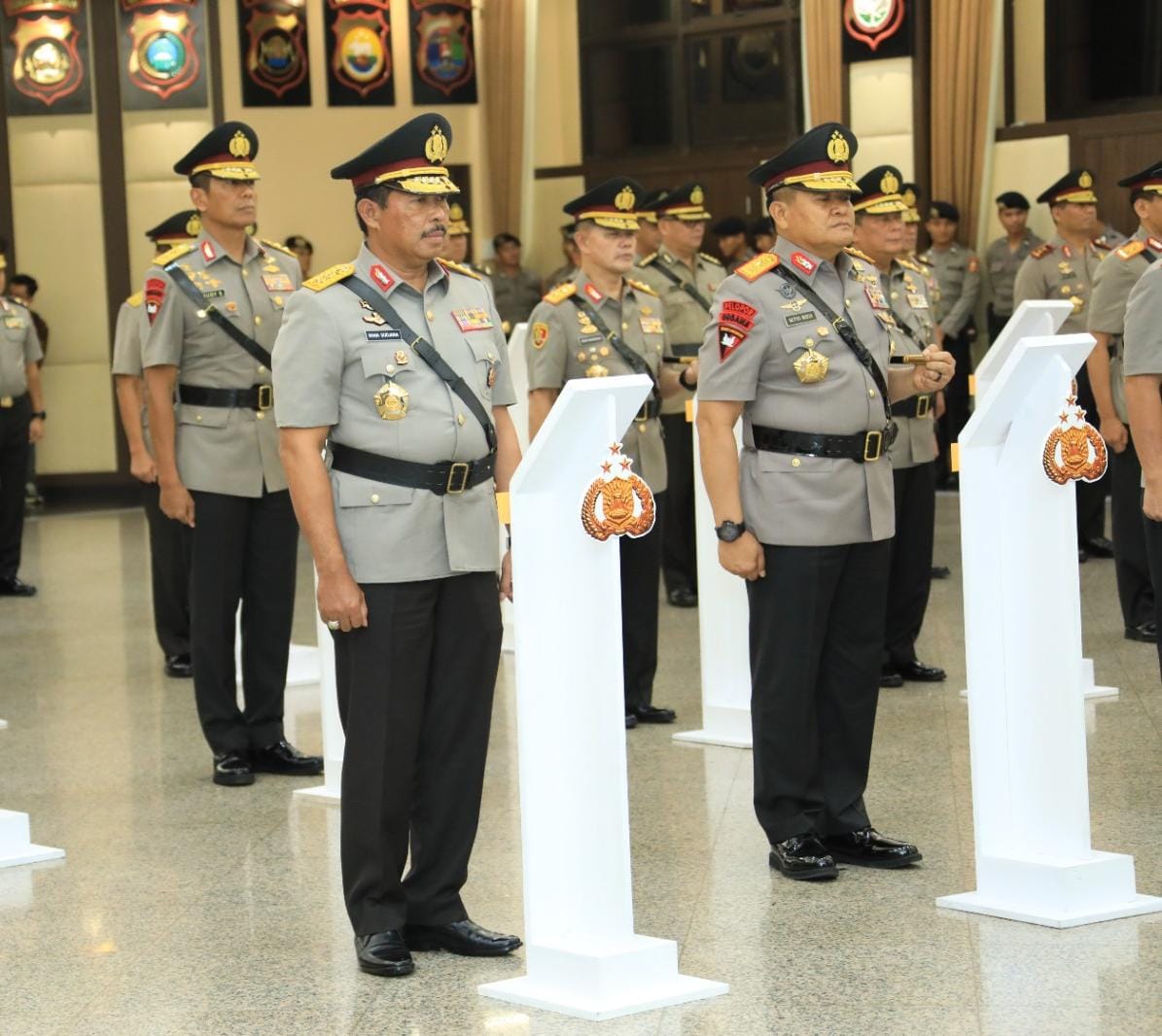 Kapolri Lantik Komjen Nana Sudjana AS, M.M. jadi Inspektur Utama di Sekretariat Jenderal DPR RI