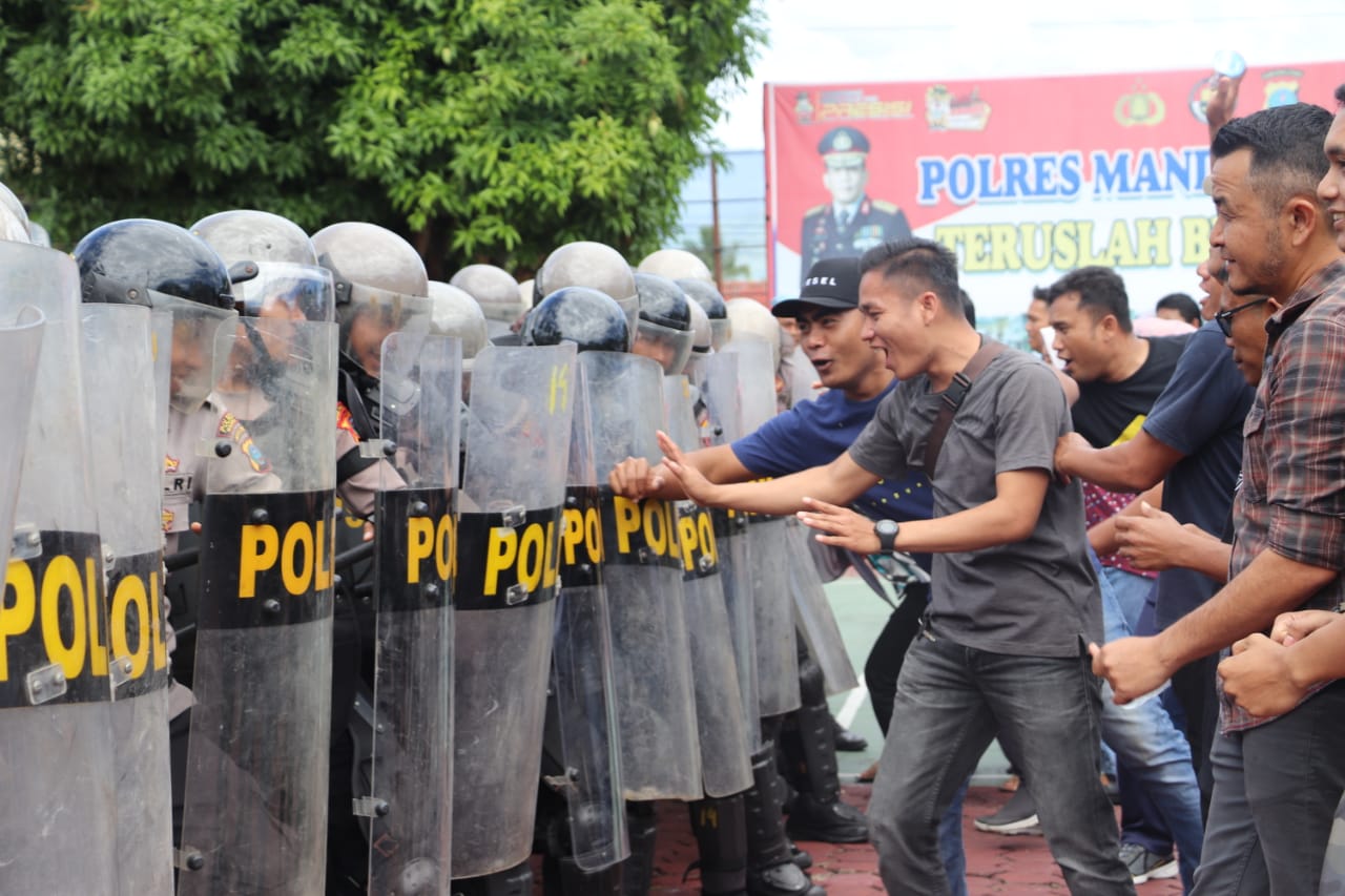 Sambut Pemilu Serentak Tahun 2024, Polres Madina Latihan Dalmas