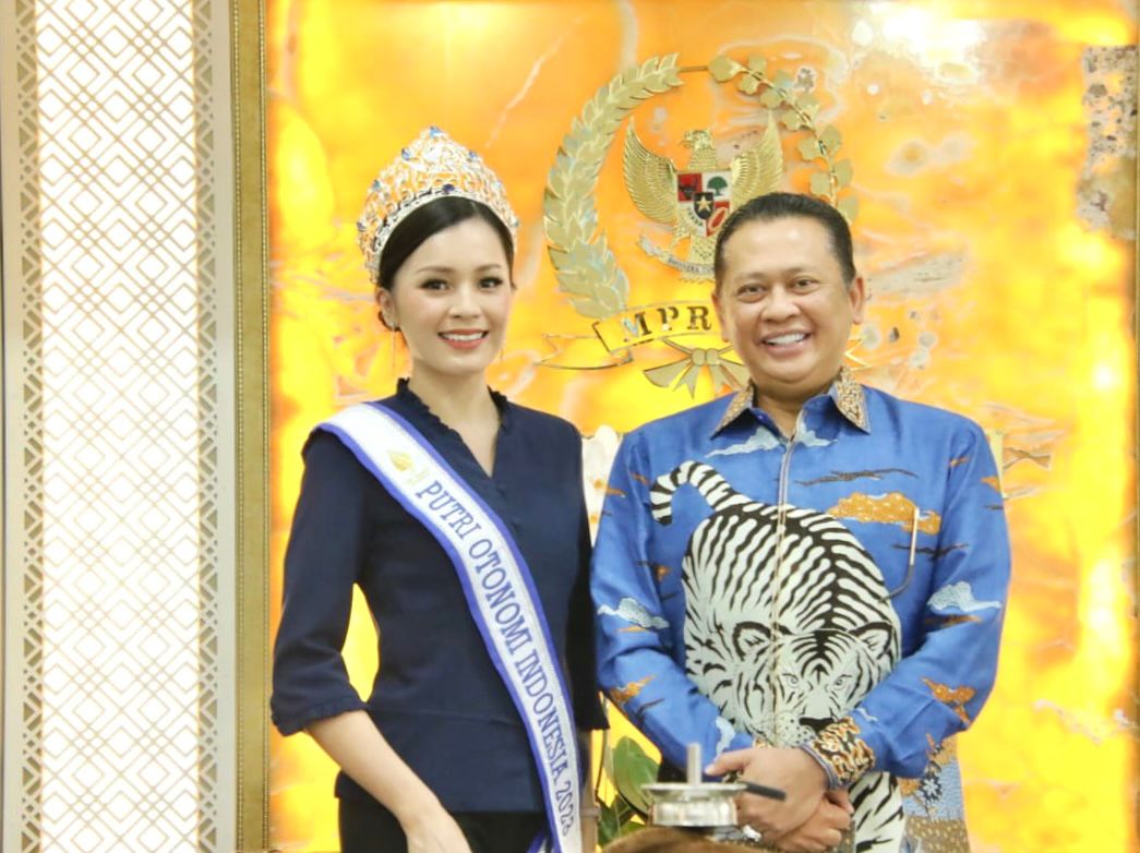 Terima Puteri Otonomi Indonesia 2023, Ketua MPR RI Bamsoet Ajak Bantu Optimalkan Pemberdayaan Desa