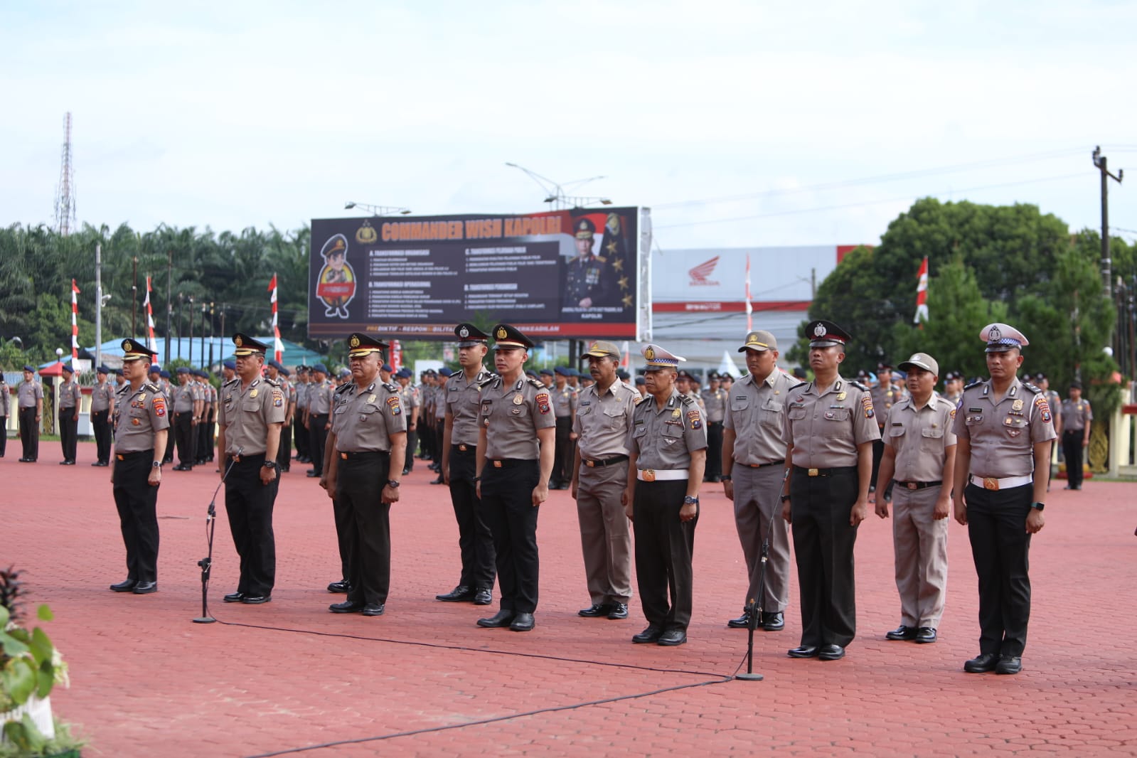 1.242 Personel dan PNS di Jajaran Polda Sumut Naik Pangkat