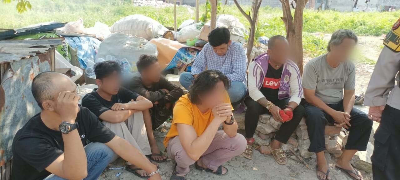 Gerebek Kampung Boncos, Tujuh Orang Diamankan 