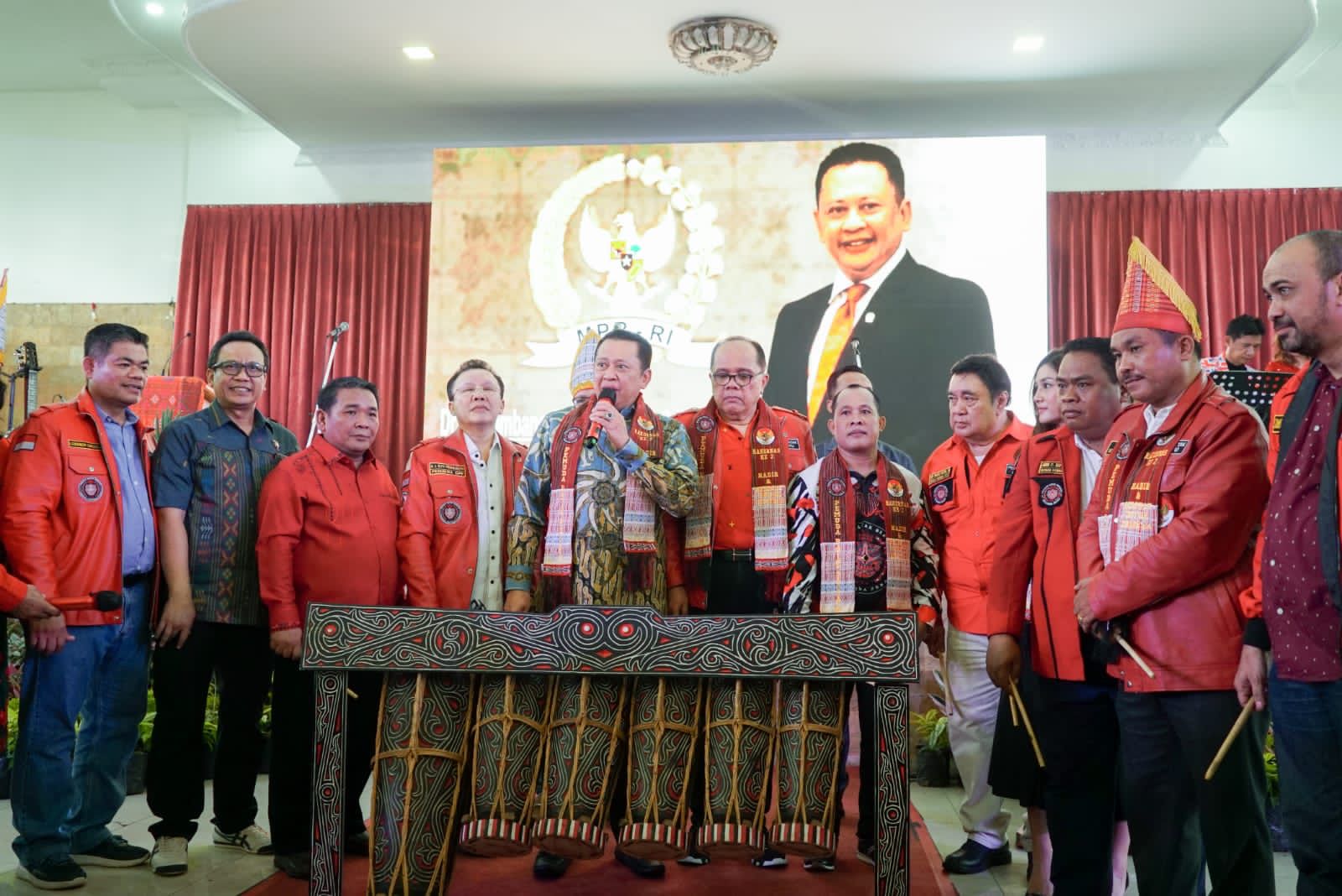 Buka Rakornas II Pemuda Batak Bersatu (PBB), Ketua MPR RI Bamsoet Ajak Rawat Nilai-Nila Kearifan Lokal