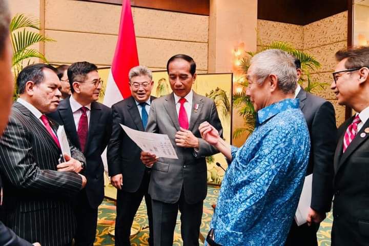 Gelar Pertemuan Bisnis, Presiden Tekankan Komitmen Indonesia Jaga Investasi