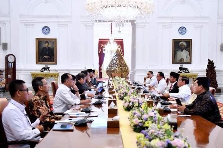 Bahas Kualitas Udara Jabodetabek, Presiden Instruksikan Penanganan Jangka Pendek Hingga Panjang