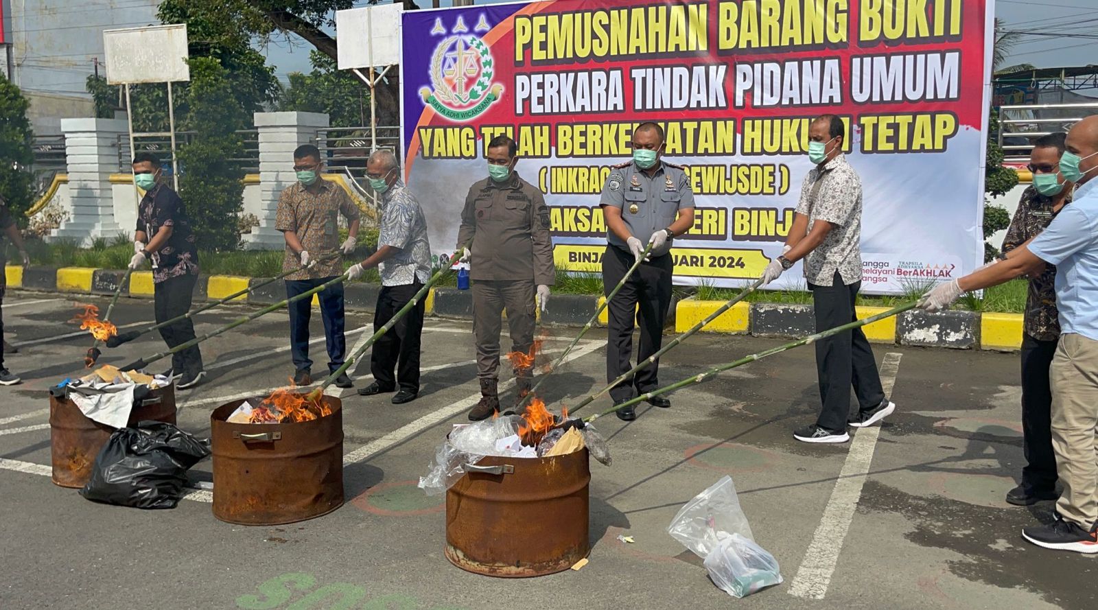 Bersama Kejari Binjai, Kalapas Binjai Hadiri Pemusnahan Barang Bukti 