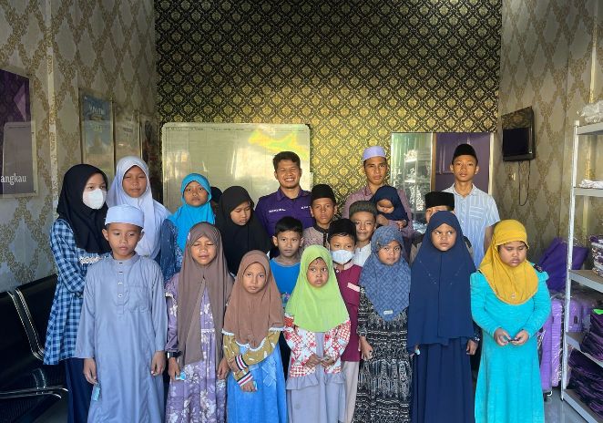 Penuh Kehangatan, Al Shaf Tour Rayakan Halalbihalal Dengan Anak Yatim Piatu di Medan