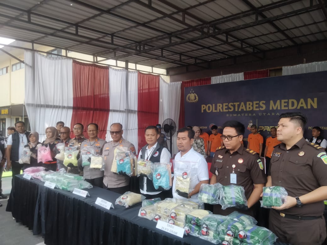 Polrestabes Medan Musnahkan 50 Kg Sabu dan 78 Ribu Ekstasi, 5 Tersangka Jaringan Lintas Daerah Ditangkap ‎