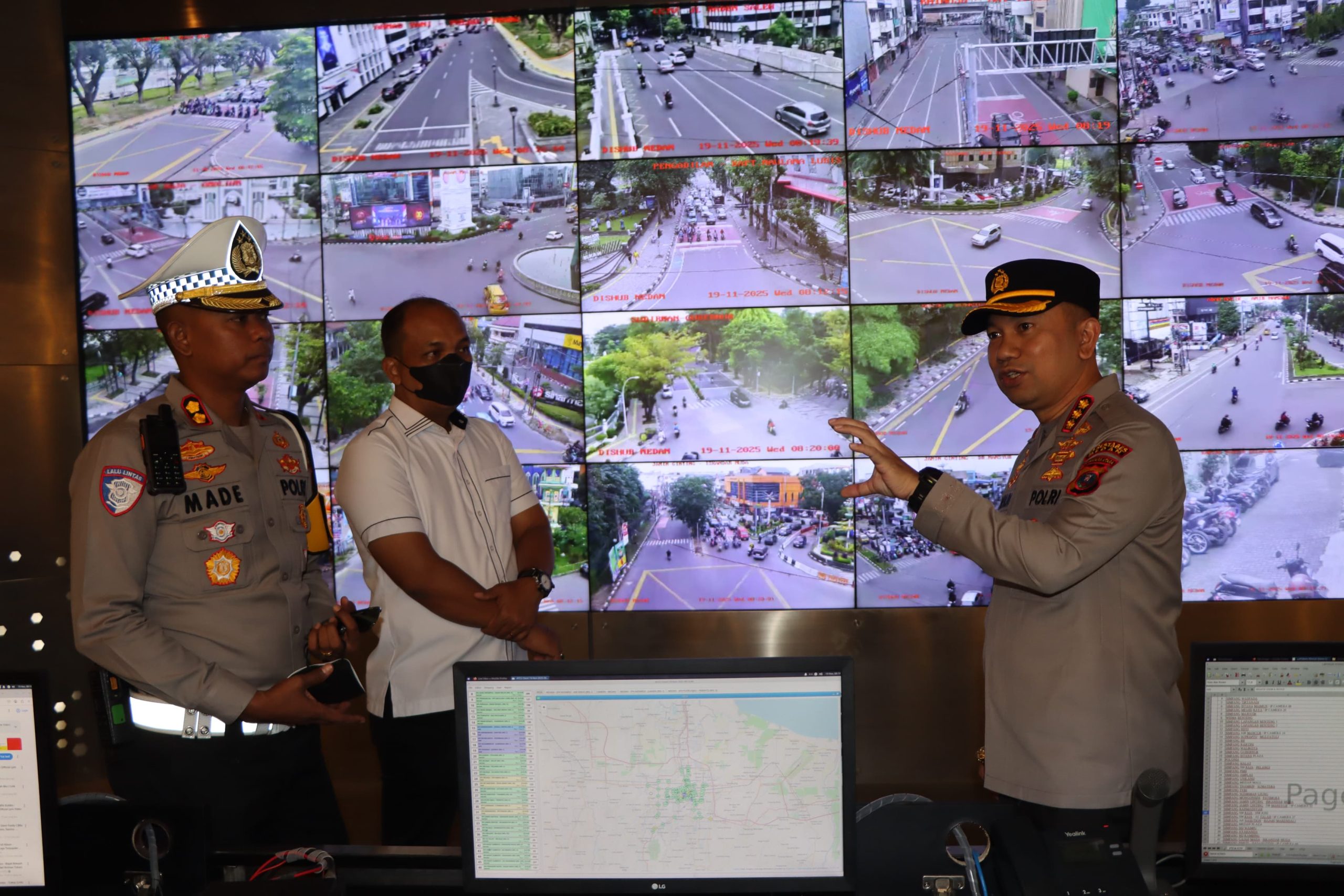 Kapolrestabes Medan Tinjau Strong Point dan Pengecekan ATCS di Kawasan Balai Kota