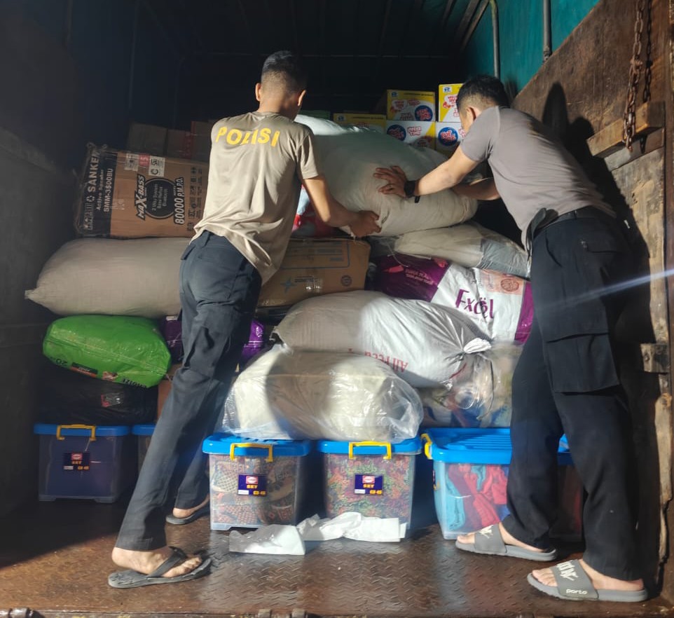 Polda Sumut Gerak Cepat Salurkan Bantuan Kemanusiaan ke Aceh Tamiang