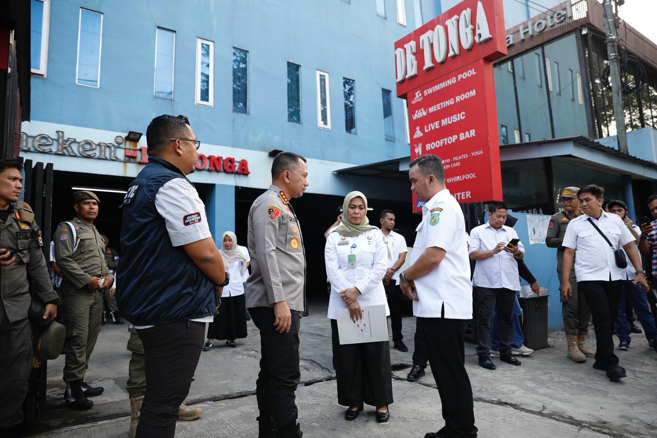 ‎Dari Gangguan Lingkungan hingga Kasus Narkoba, De Tonga Bar Resmi Dihentikan Operasionalnya