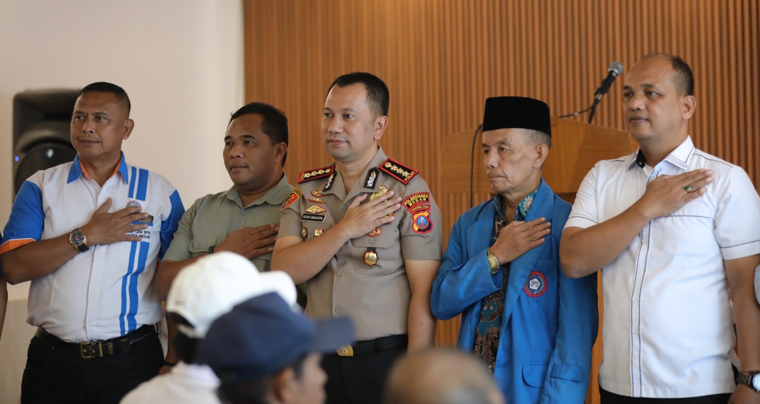 Mantap!!!... Kapolrestabes Medan Jalin Silaturahmi dengan Serikat Buruh, Perkuat Sinergi Jaga Kamtibmas