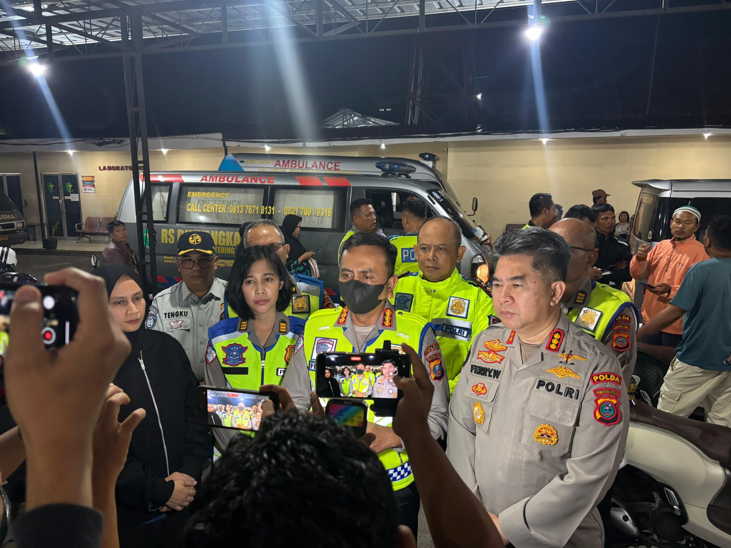 Ditlantas Polda Sumut Fasilitasi Ambulans dan Pengawalan Jenazah Korban Laka Kereta Api di Tebing Tinggi