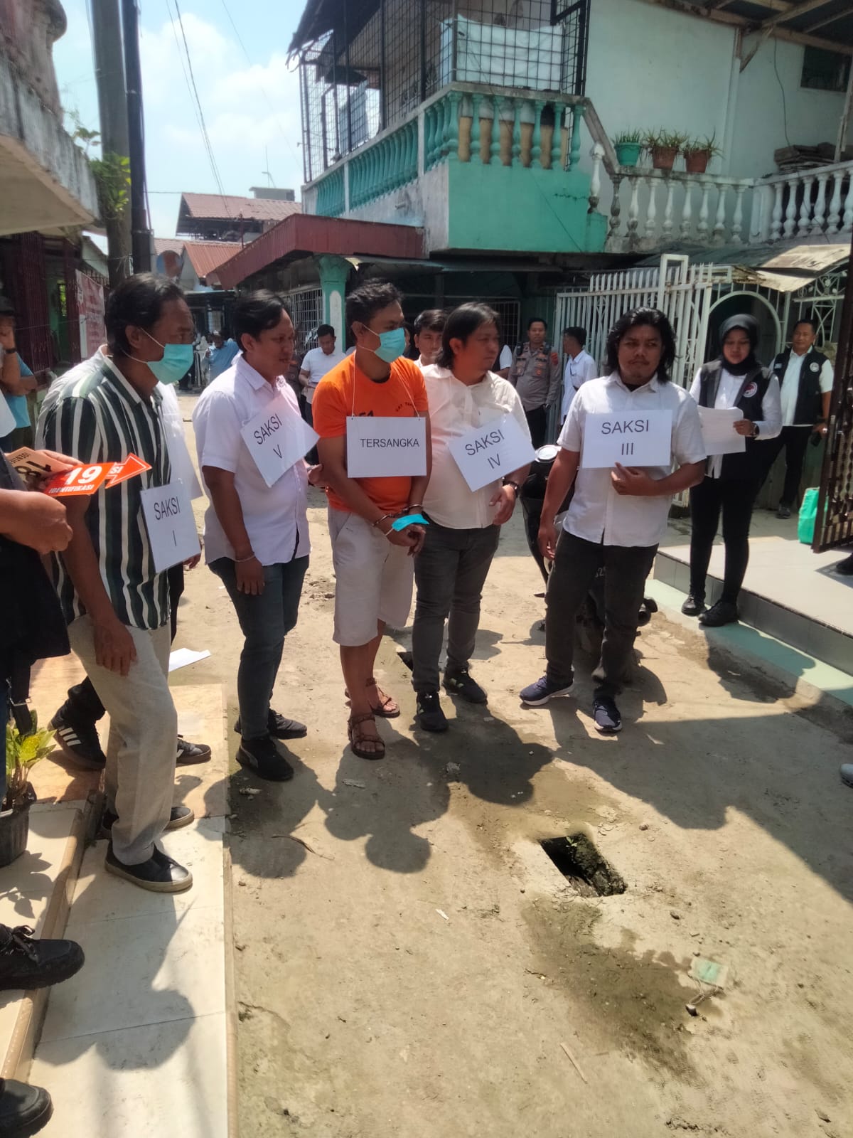 Terbongkar! Kepling di Medan Barat Diduga Jadi Pengedar Sabu, Polisi Gelar Pra Rekonstruksi