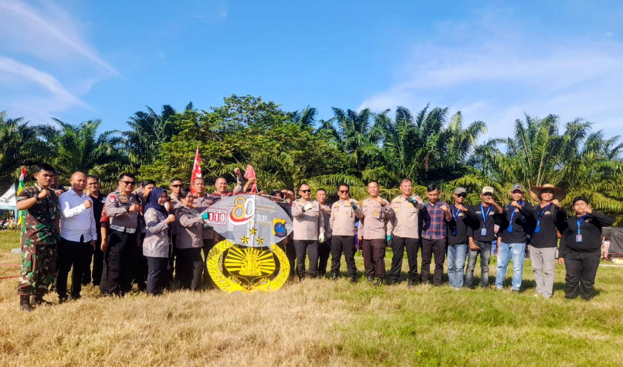 Sambut HUT Bhayangkara ke-80, Polres Sergai Hidupkan Kegiatan Kearifan Lokal Lewat Gelar Festival Layang-Layang "Semarak Langit"