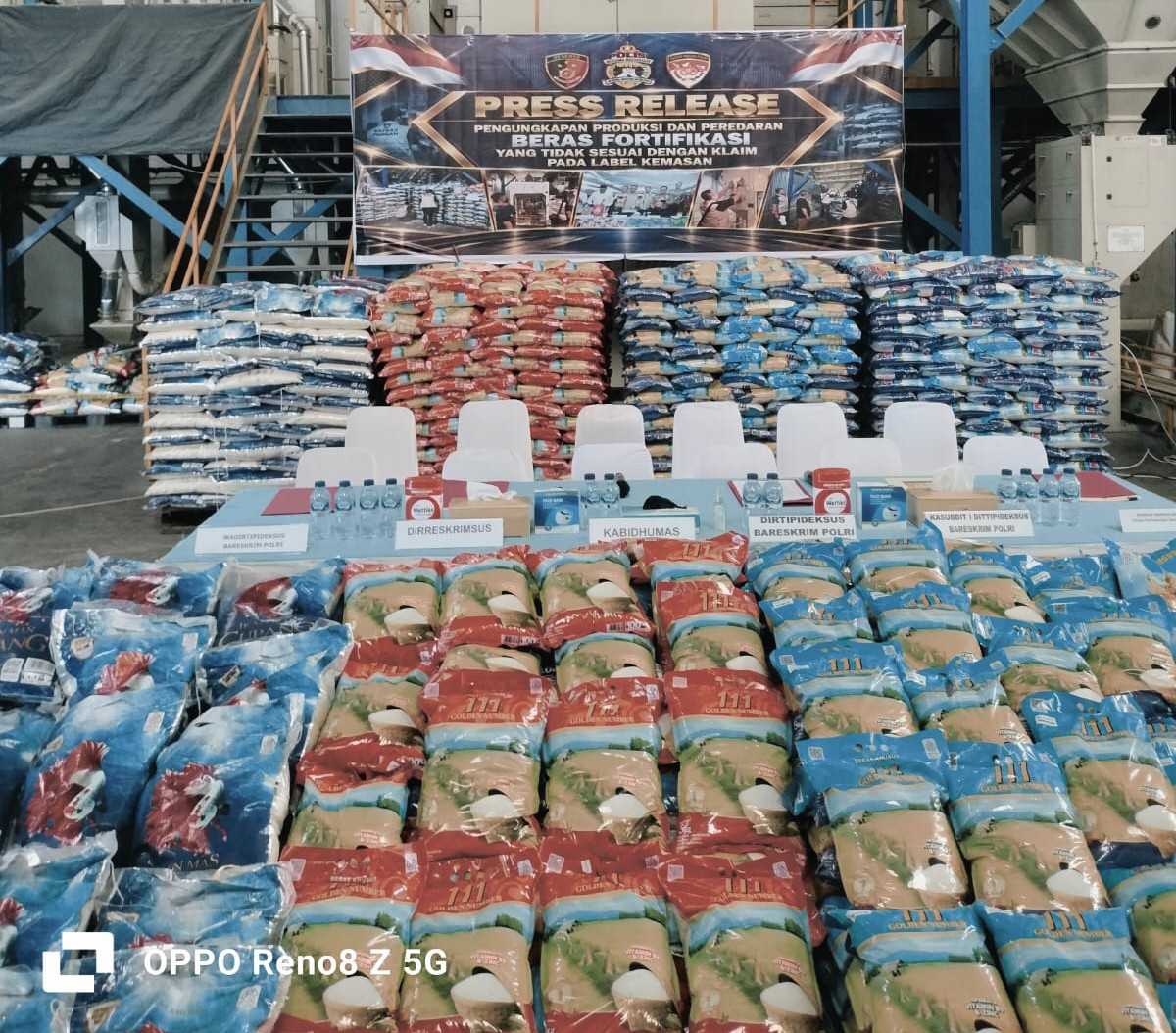 Wouw! Ribuan Karung Beras Fortifikasi Disita, Bareskrim Temukan Ketidaksesuaian Label 